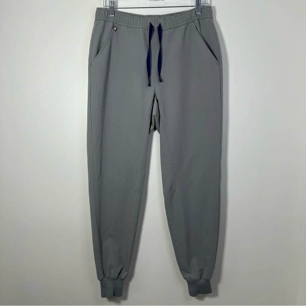 FIGS Men’s Gray Tansen Jogger Scrub Pants Size M